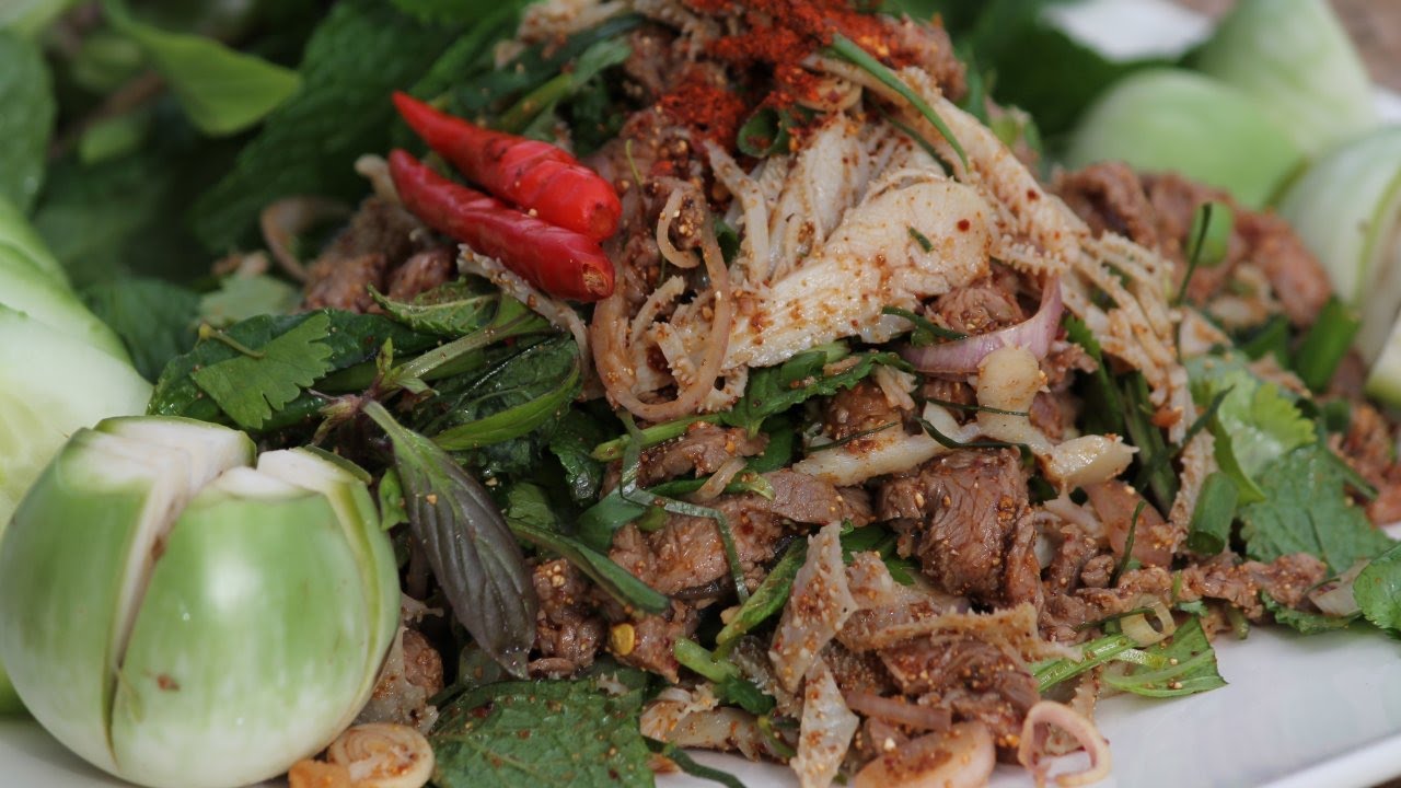 Recette du Laos : Salade de bœuf mi-cuit (Lap Ngoua) - Cooking with Morgane