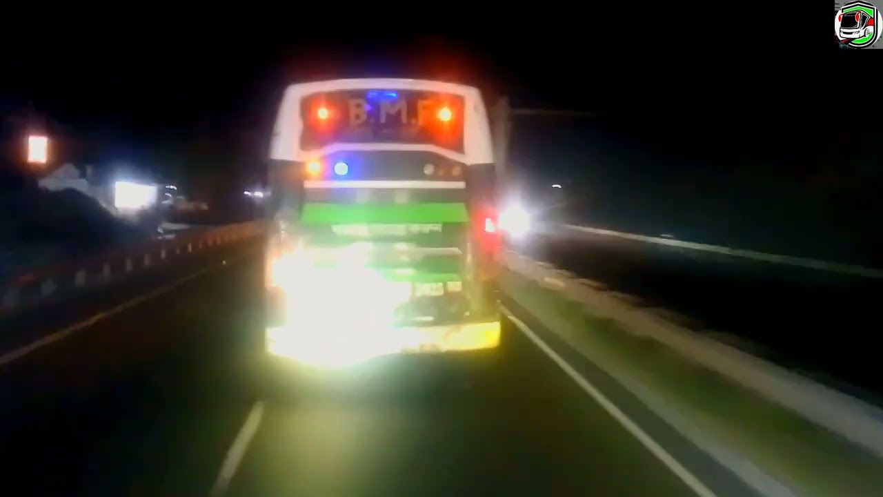 বাস লাভিং,রূপসা সেতু,মাওয়া এক্সপ্রেসওয়ে এবং পদ্মা সেতু সবকিছুই নিয়ে একটা ভ্রমণ অভিজ্ঞতা।