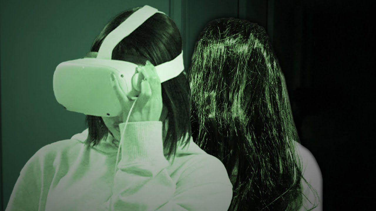 【恐怖】VRホラーを見ている妹の背後に本物のお化けが現れたらどんな反応をするのか検証したらヤバすぎました…