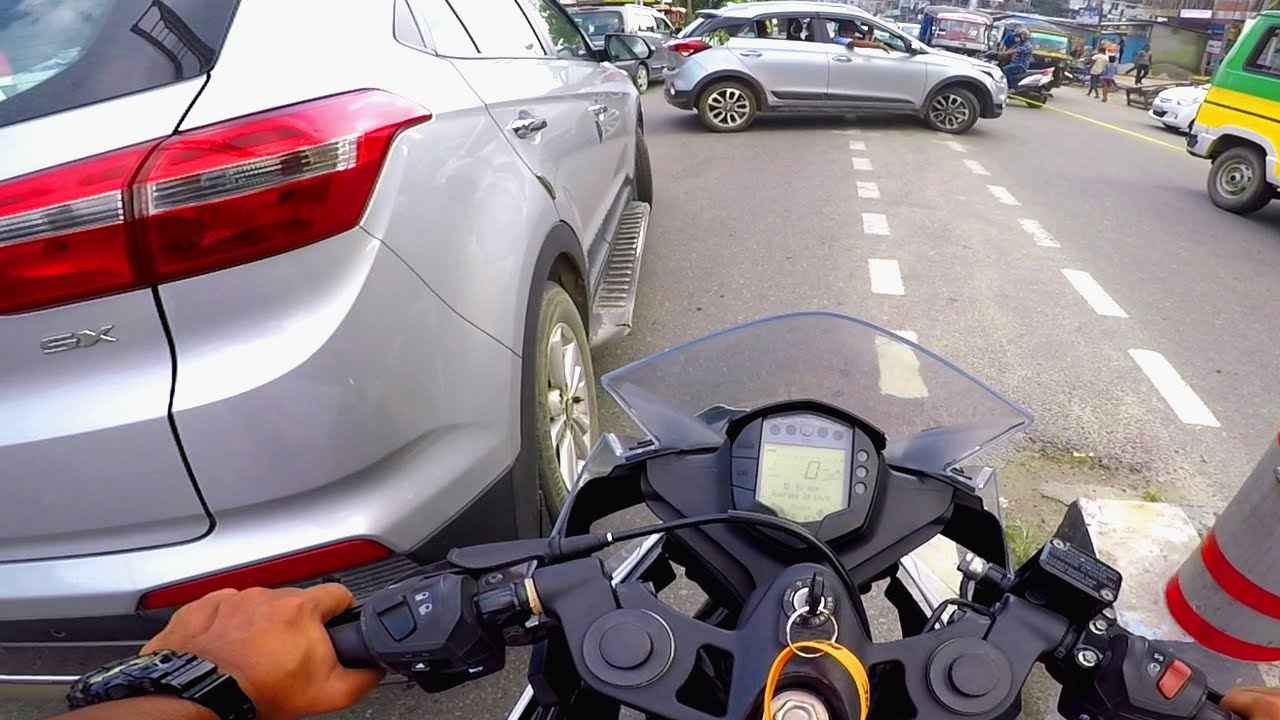 How to Take U-TURN on a Motorcycle in TRAFFIC |  CLUTCH AND THROTTLE CONTROL  on U-TURN