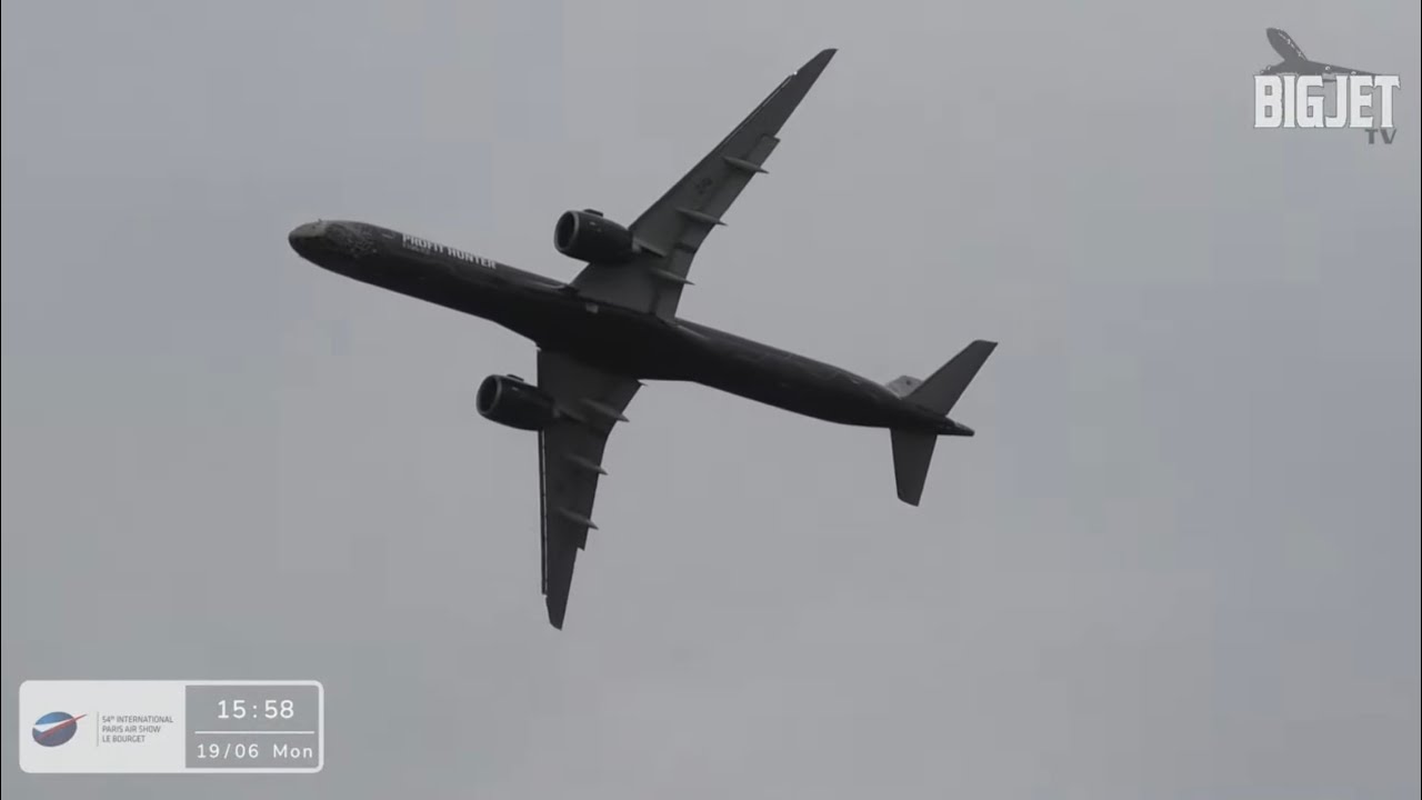 PARIS AIRSHOW 2023 Ft @Embraer  'Profit Hunter' E195-E2, Boeing 777-9 (777X), 737 MAX 10 and more..