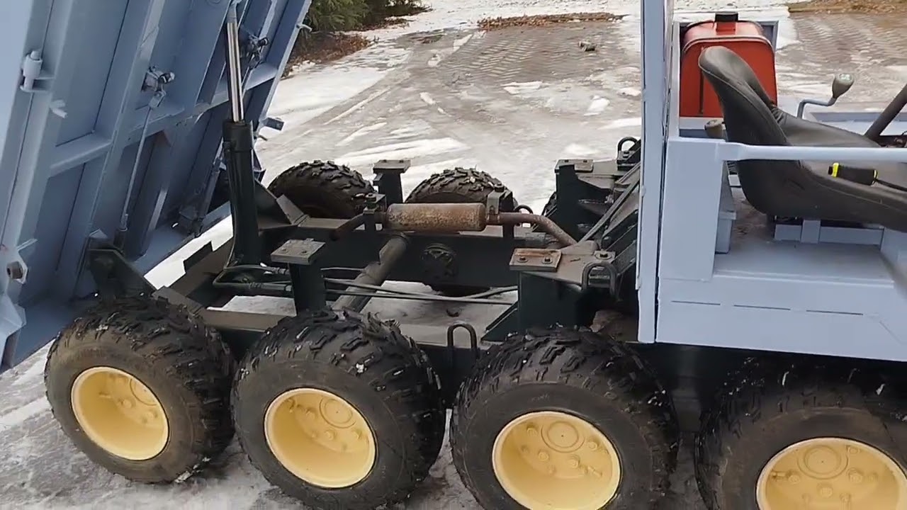 Думпер Kubota колёсный, грузоподъёмность 2 тонны