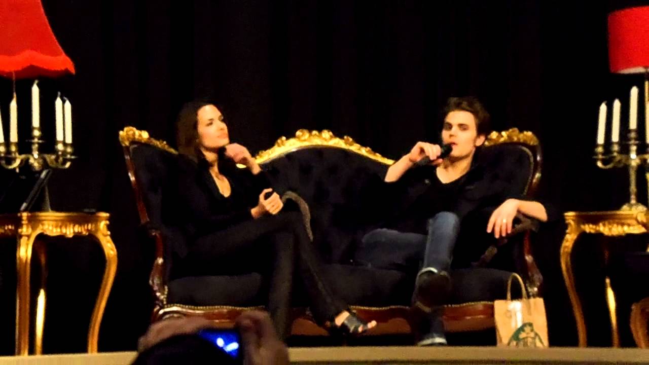 Painel Torrey Devitto e Paul Wesley - Bloodlines C