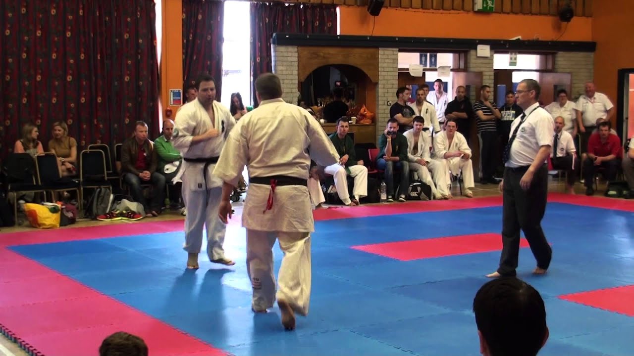 Mantas Zamba (Shori) v Alan McCoy (Irish Karate Kyokushinkai) Men's Open HW Kyokushin Knockdown