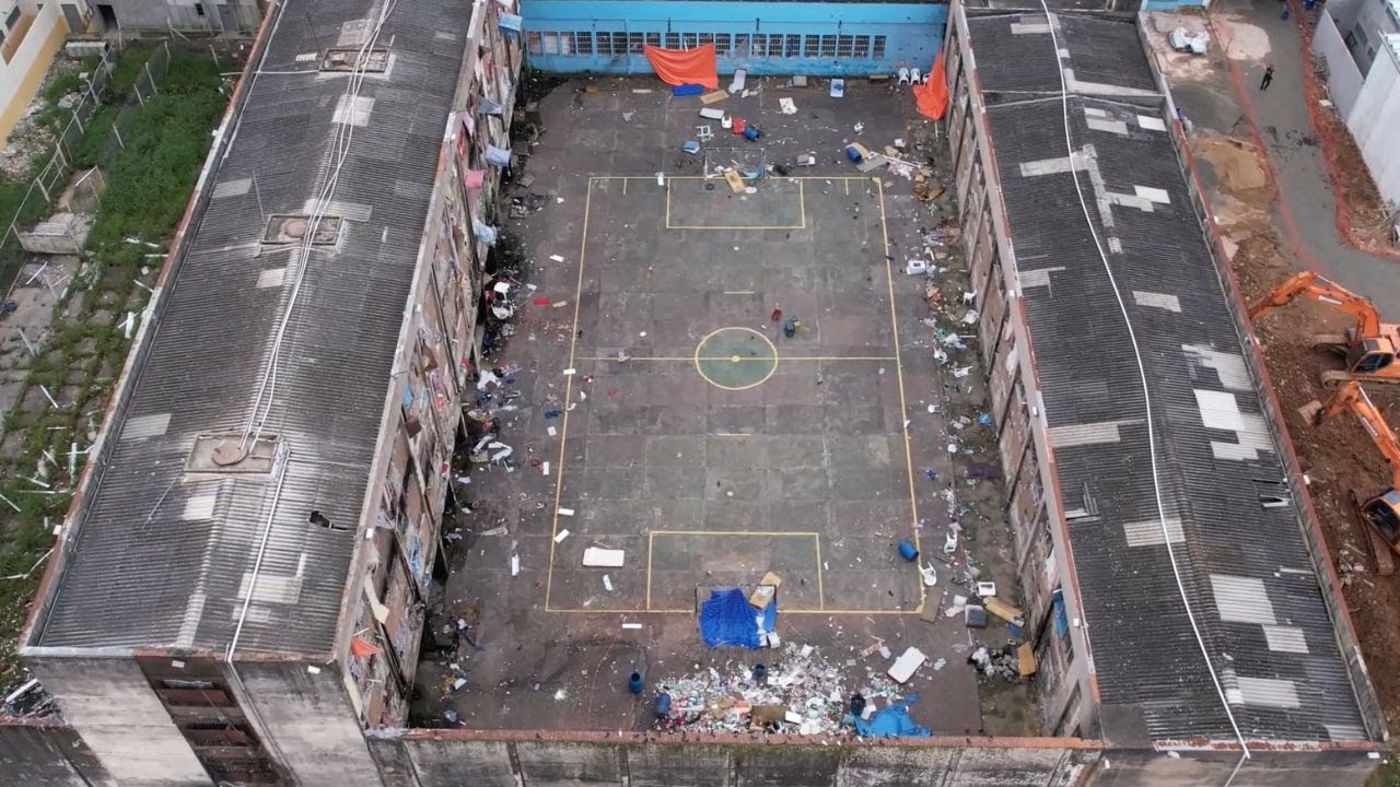Nova cadeia pública de Porto Alegre recebe primeiros 25 presos