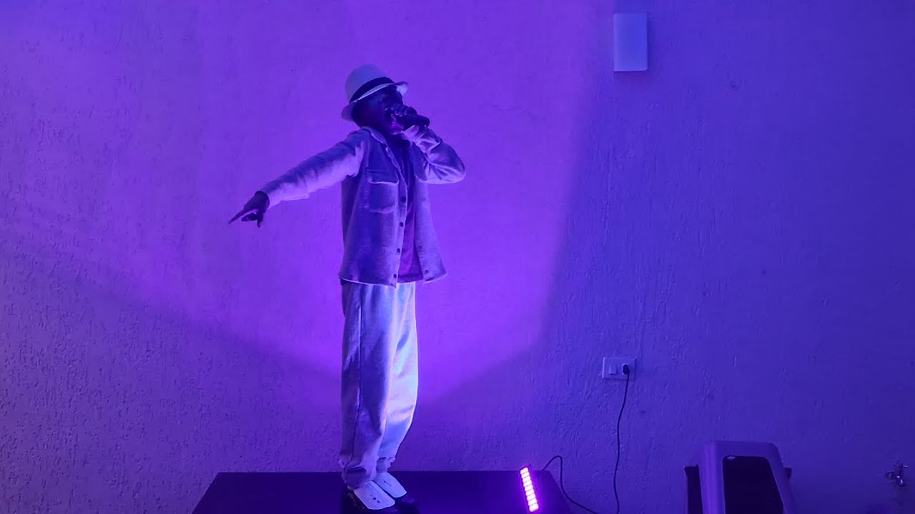 Eu faço aquele treino de Michael Jackson