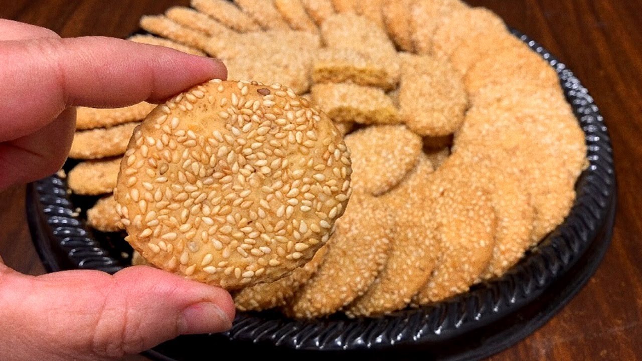 بسكوت صيامي خطير بكوب زيت وشوية دقيق هتعملي بسكوت الشاي بدون بيض ولا لبن😋الشيف هناء فهمي