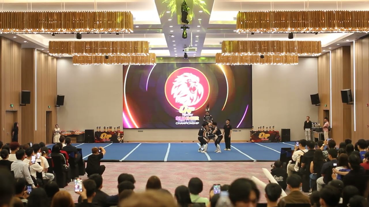 Saigon Beast Fenix. Group Stunt Level 2