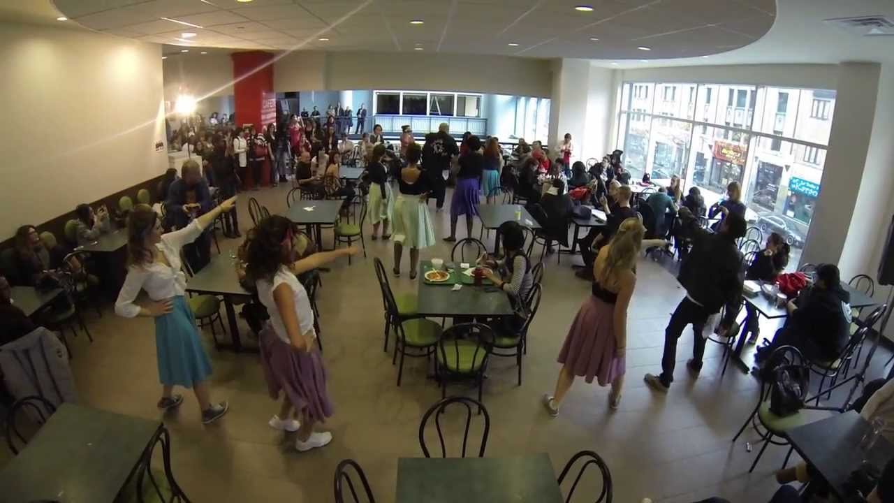 Collège LaSalle Montréal - Flashmob 2013