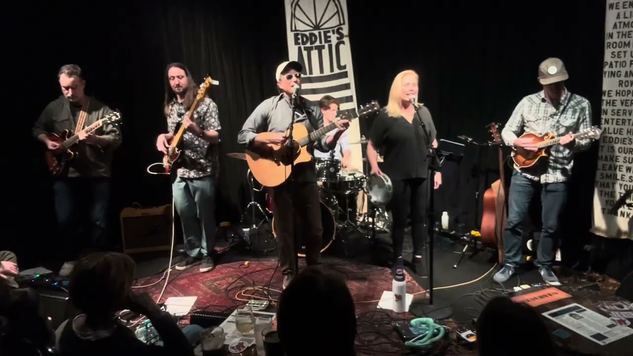 Jarvis Taylor Performing “The Face” Live @ Eddie’s Attic