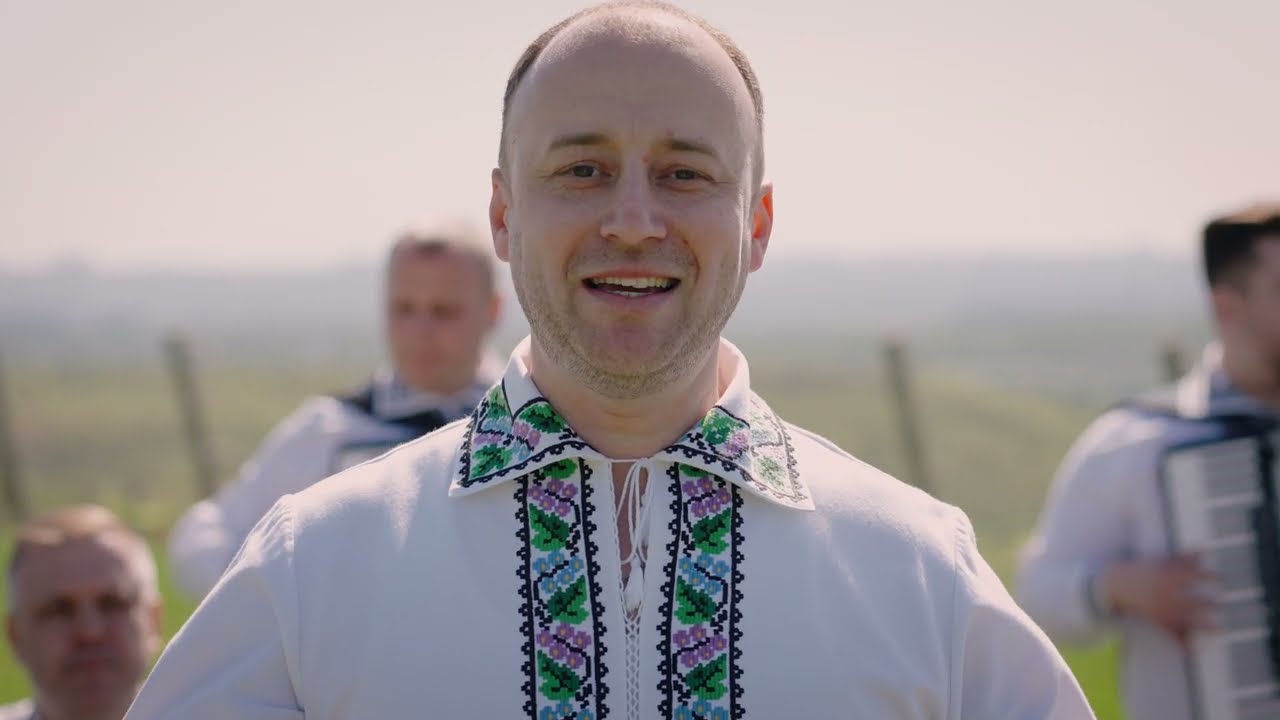 Valentin Butucel și Orchestra Moldovlaska-Mândro, de dragostea ta