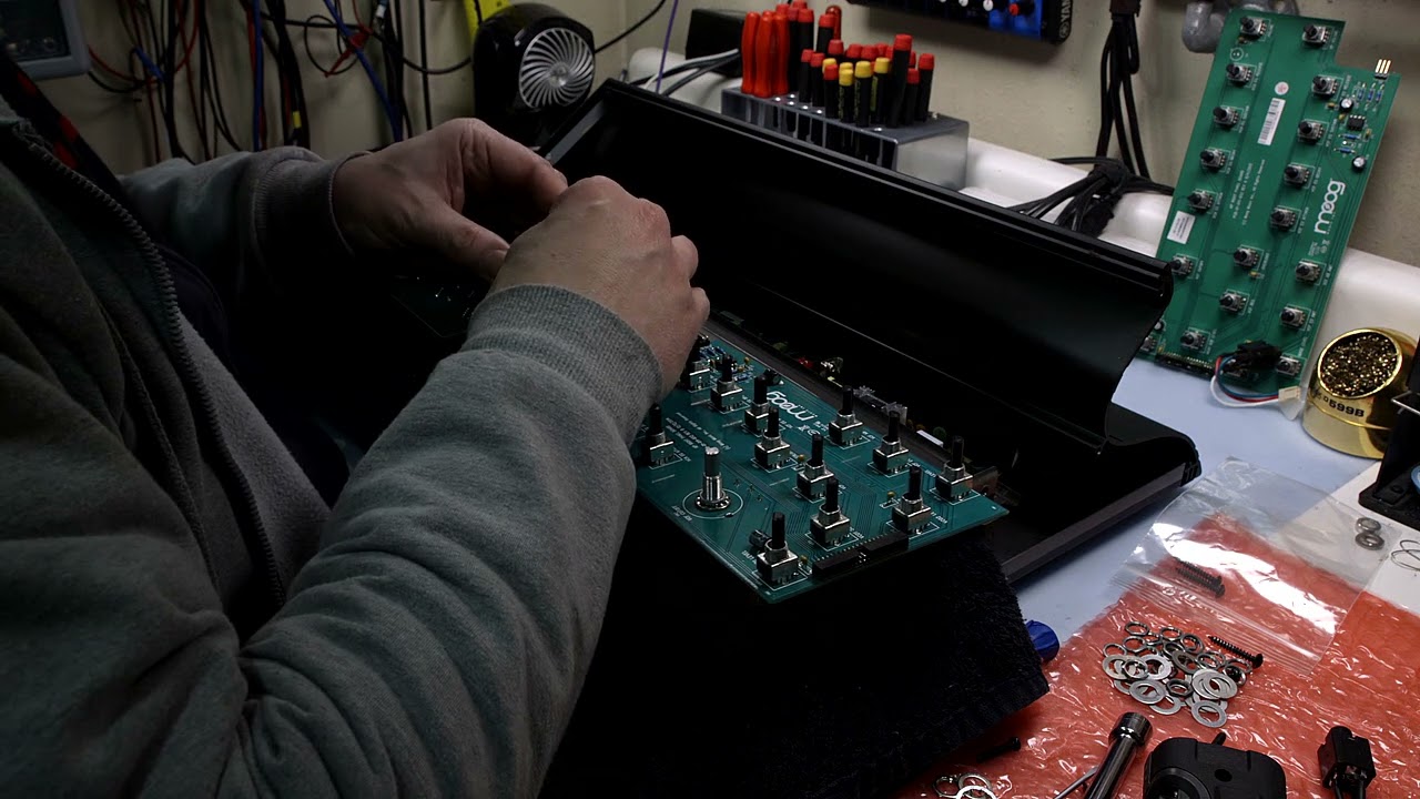Moog Sub Phatty (disassembly and filter pot repair)