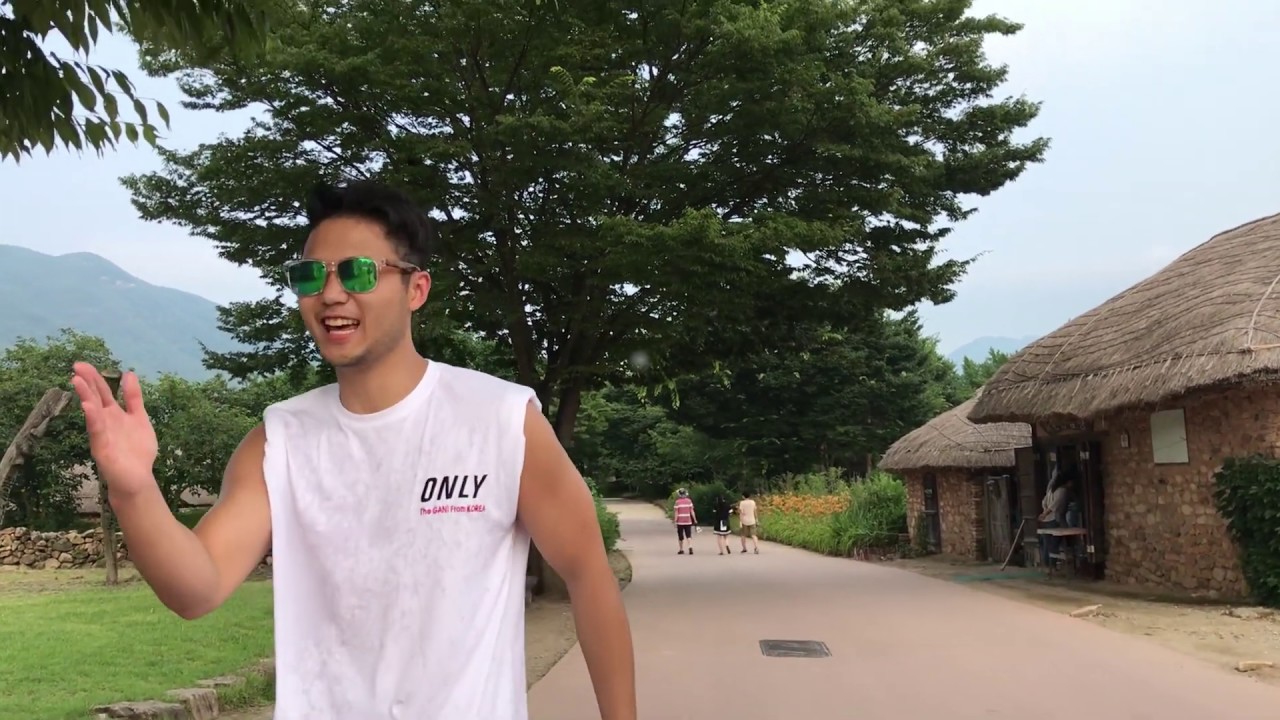 Ahhhh yes, a glimpse of the happy Seoul.