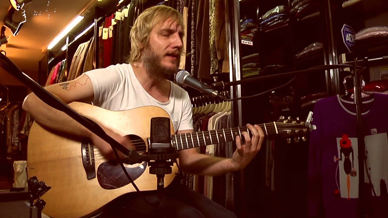 Neuman - Turn it (acústico)