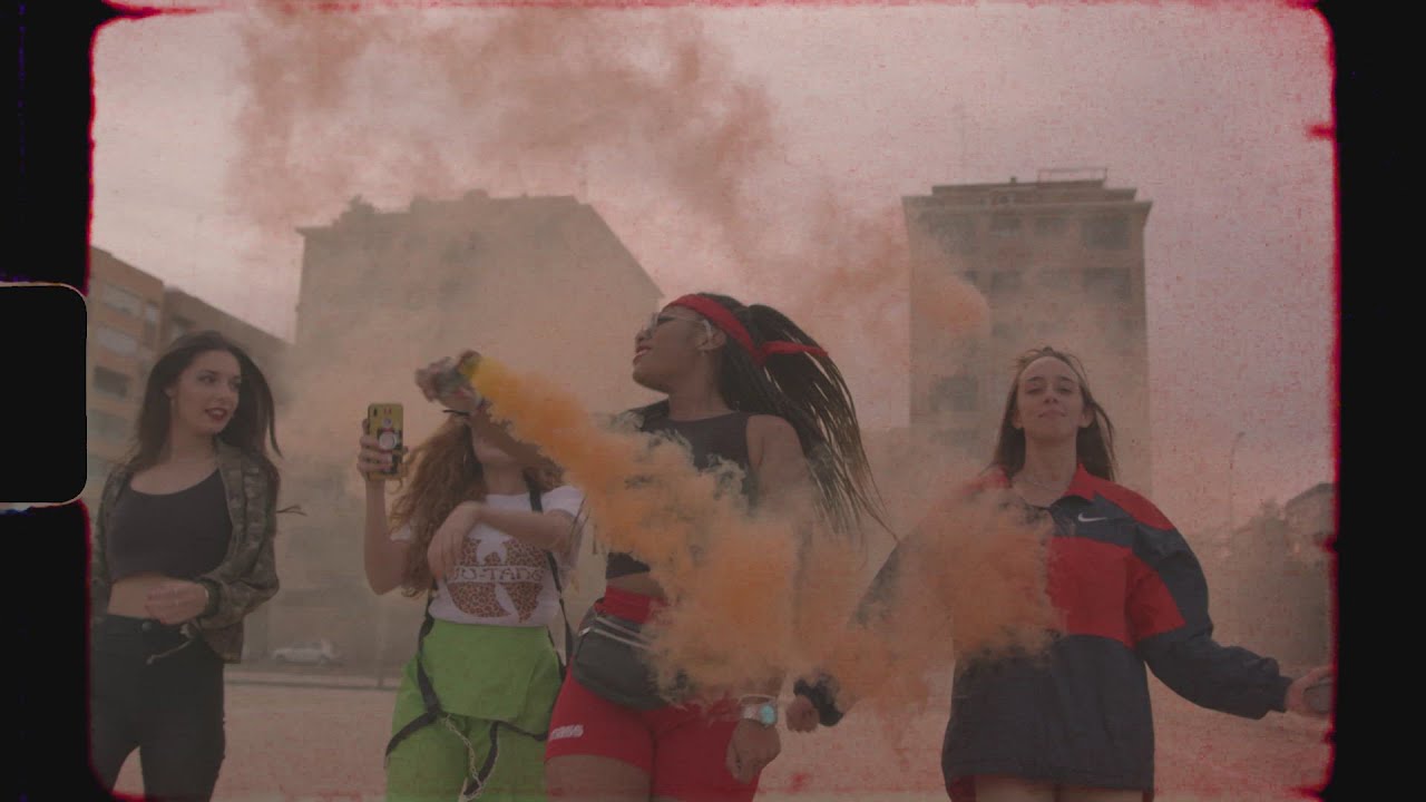 Gertrudis - GERTRUDIS - SI TOTHOM CALLA feat SUU & JAZZWOMAN (Videoclip oficial)