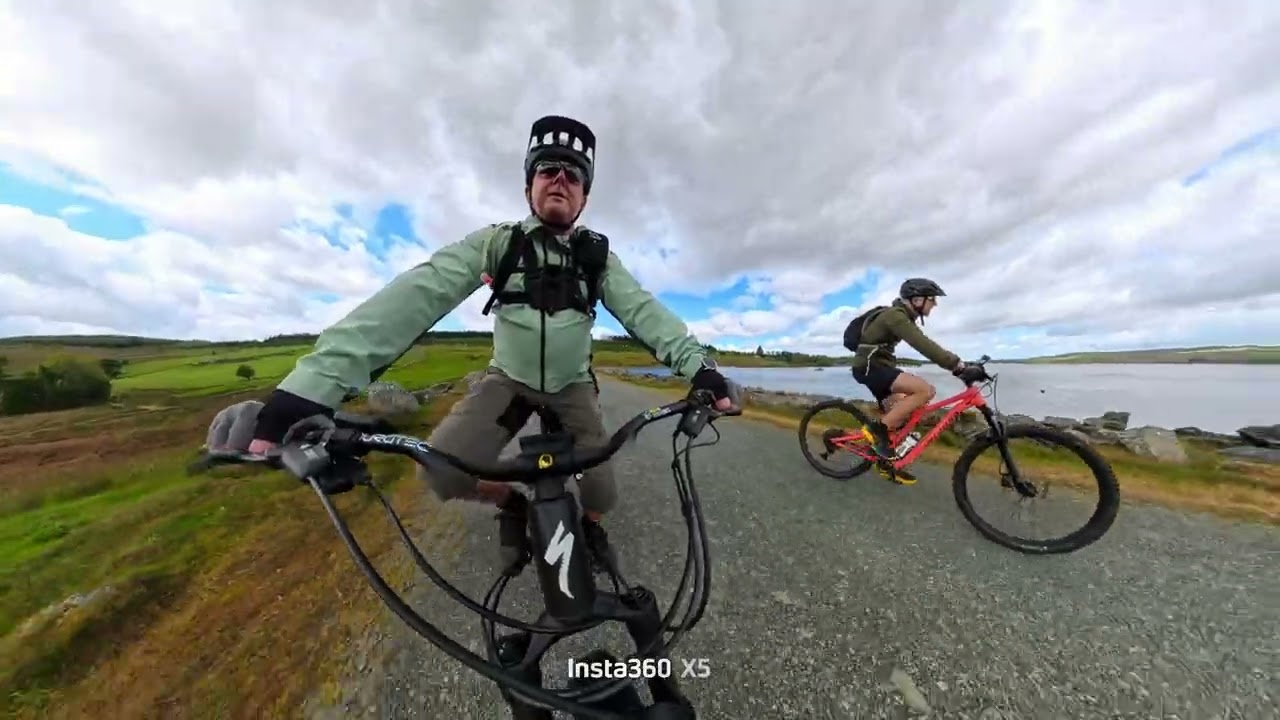 Insta360 x5 - Middle Aged Men on Mountain Bikes 😊🙈