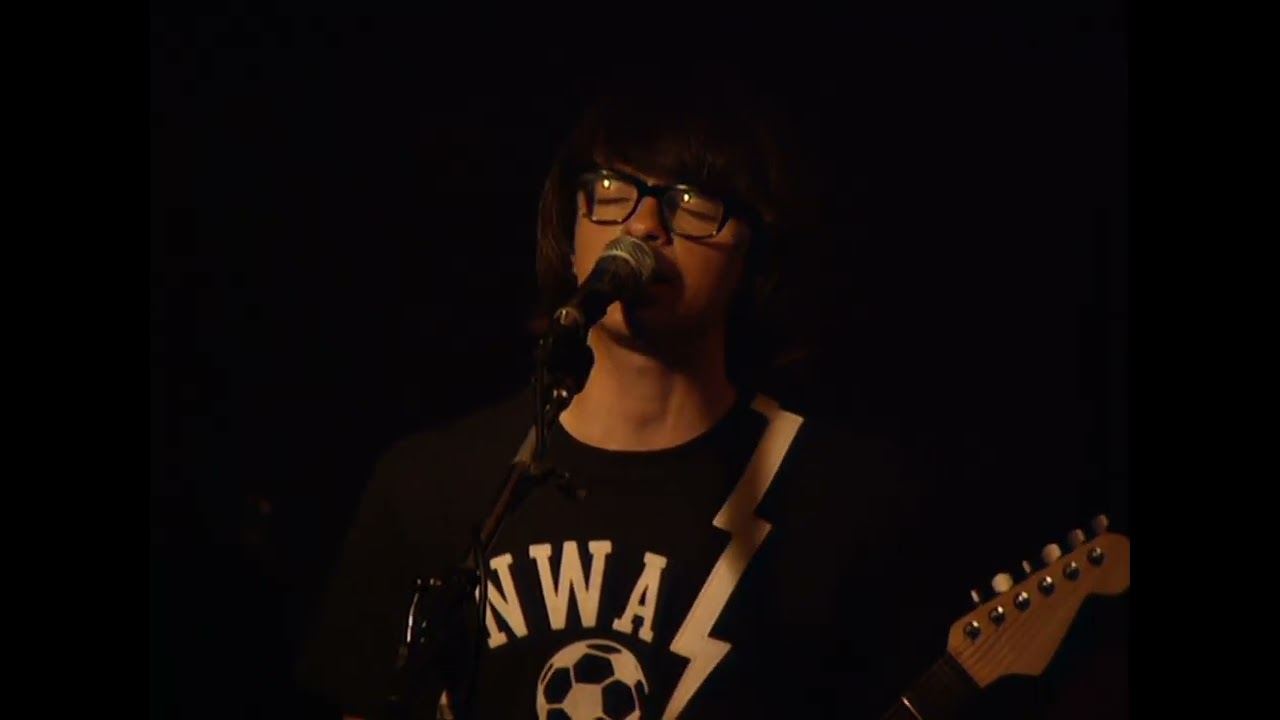 Weezer - Live at Maxwell's, Hoboken, New Jersey (September 24, 1994)