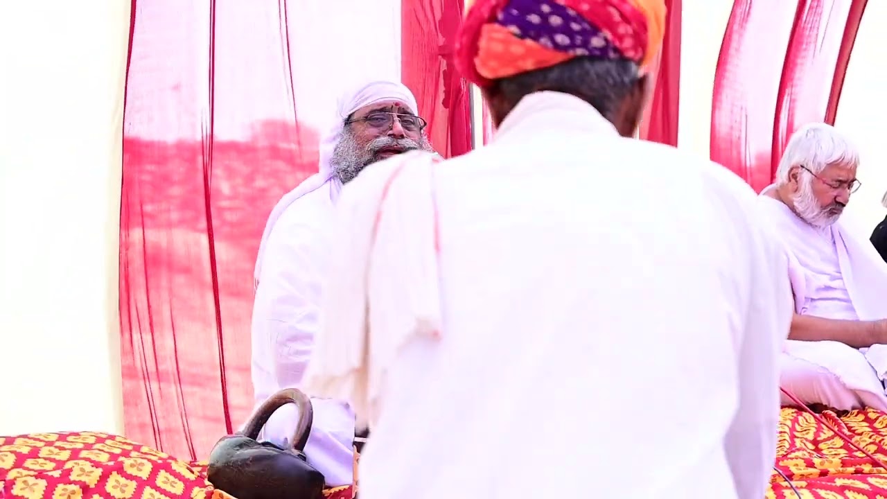 A Bhajan That Brings Inner Peace | Devri Dham