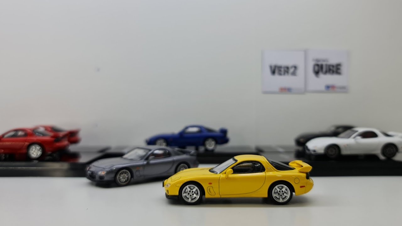 FirstLook 1.64 HobbyJapan Mazda RX7 BONUS COMPARISON WITH TOMICA LIMITED VINTAGE NEO
