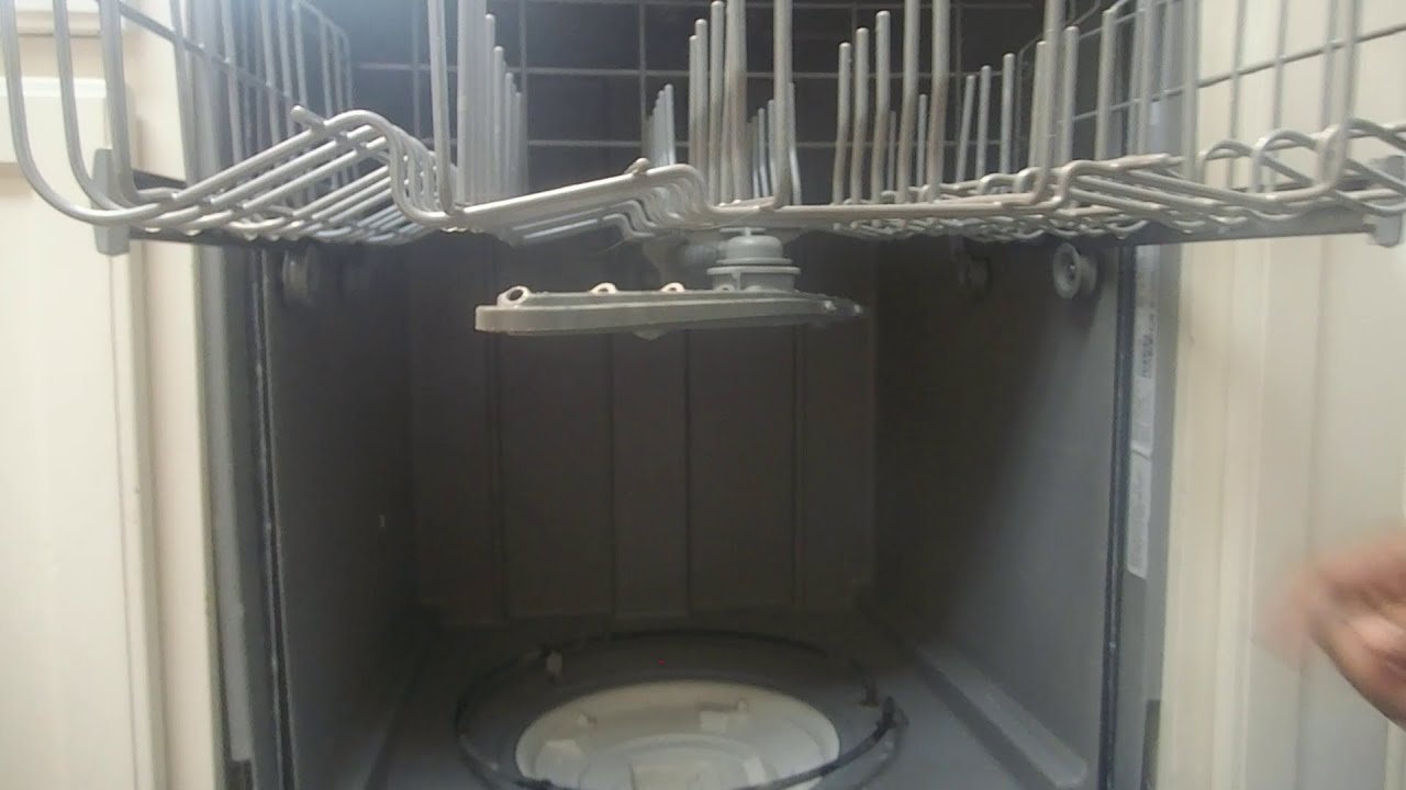 Верхняя корзина посудомоечной машины Frigidaire не моет или разбрызгиватель не вращается