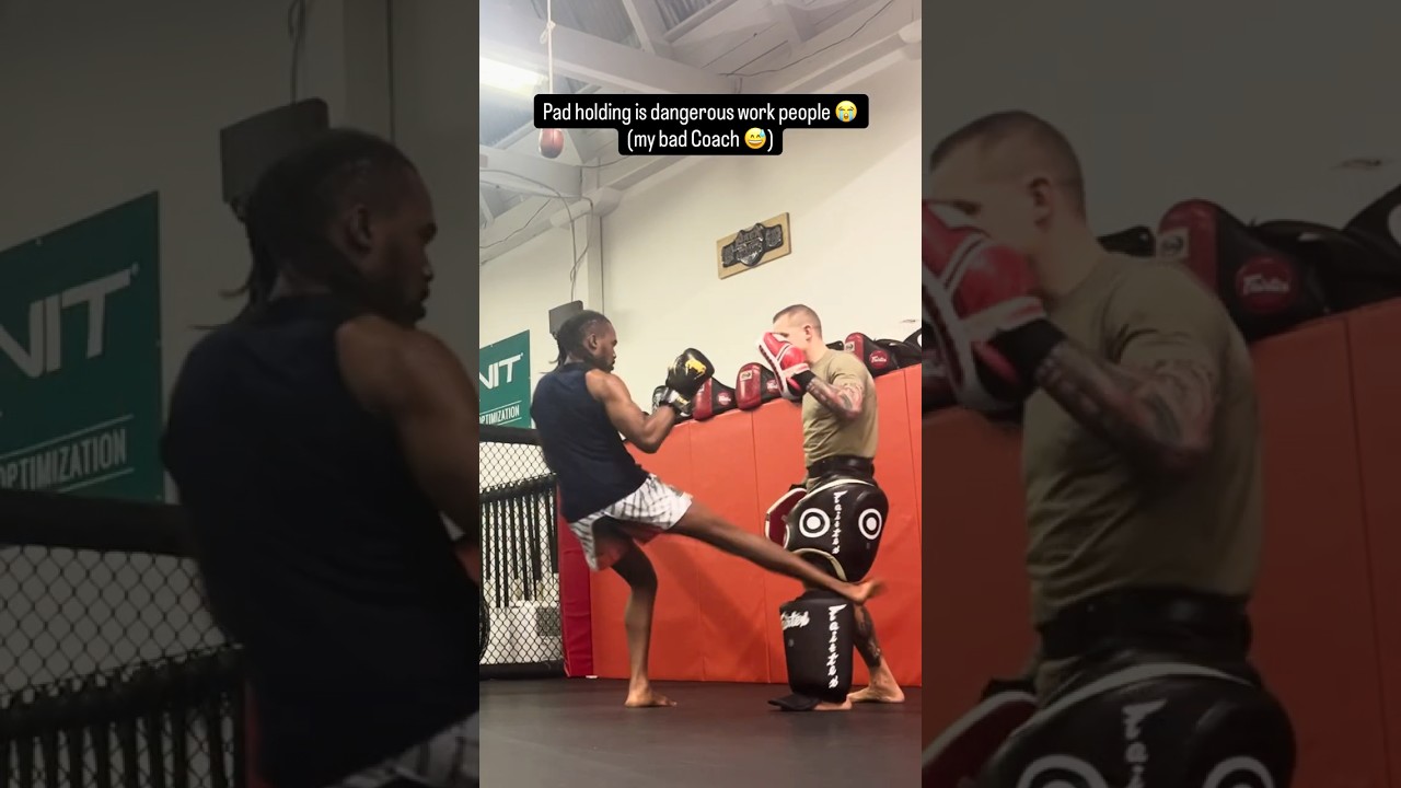 Pad work is INVALUABLE! Here&rsquo;s some combo progressions #muaythai #padwork #kickboxing #explore #fyp