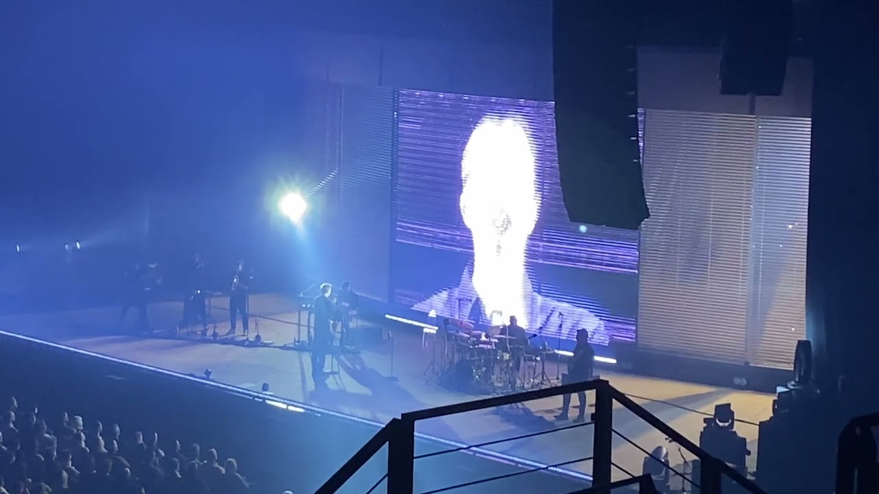 @GrandCorpsMaladeOfficiel - 2083