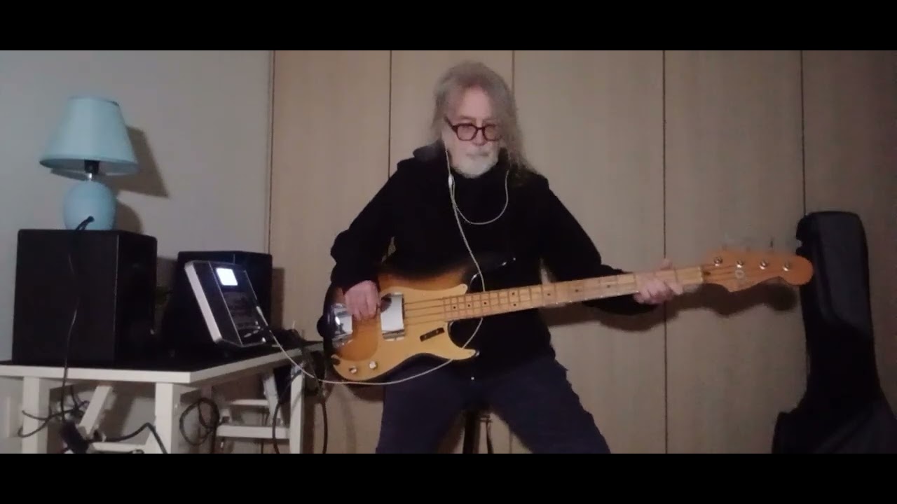 The road to hell by Chris Rea. Personal bassline and cover 
