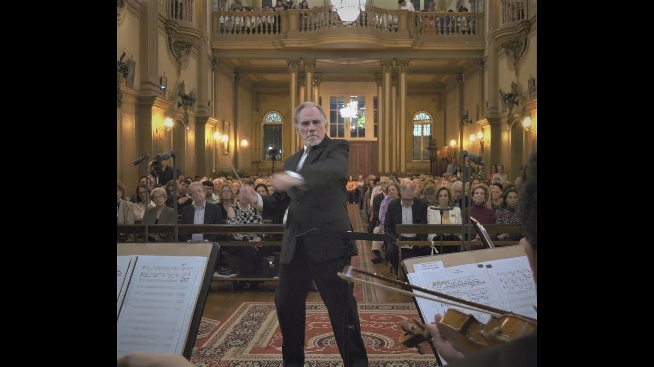 A.PIAZZOLLA -  Melodia em lá menor,  Norton Morozowicz e Sinfonia Brasil