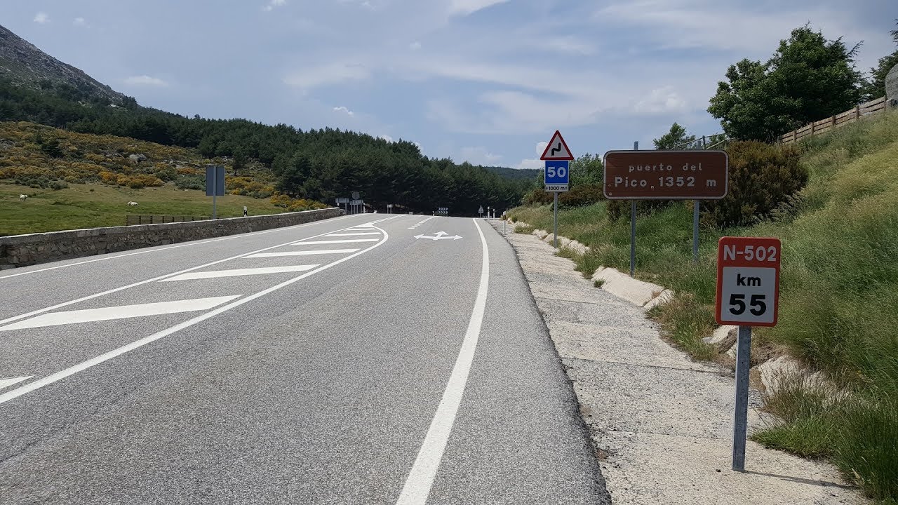 Spain: N-502 Puerto del Pico (Sierra de Gredos in Ávila)