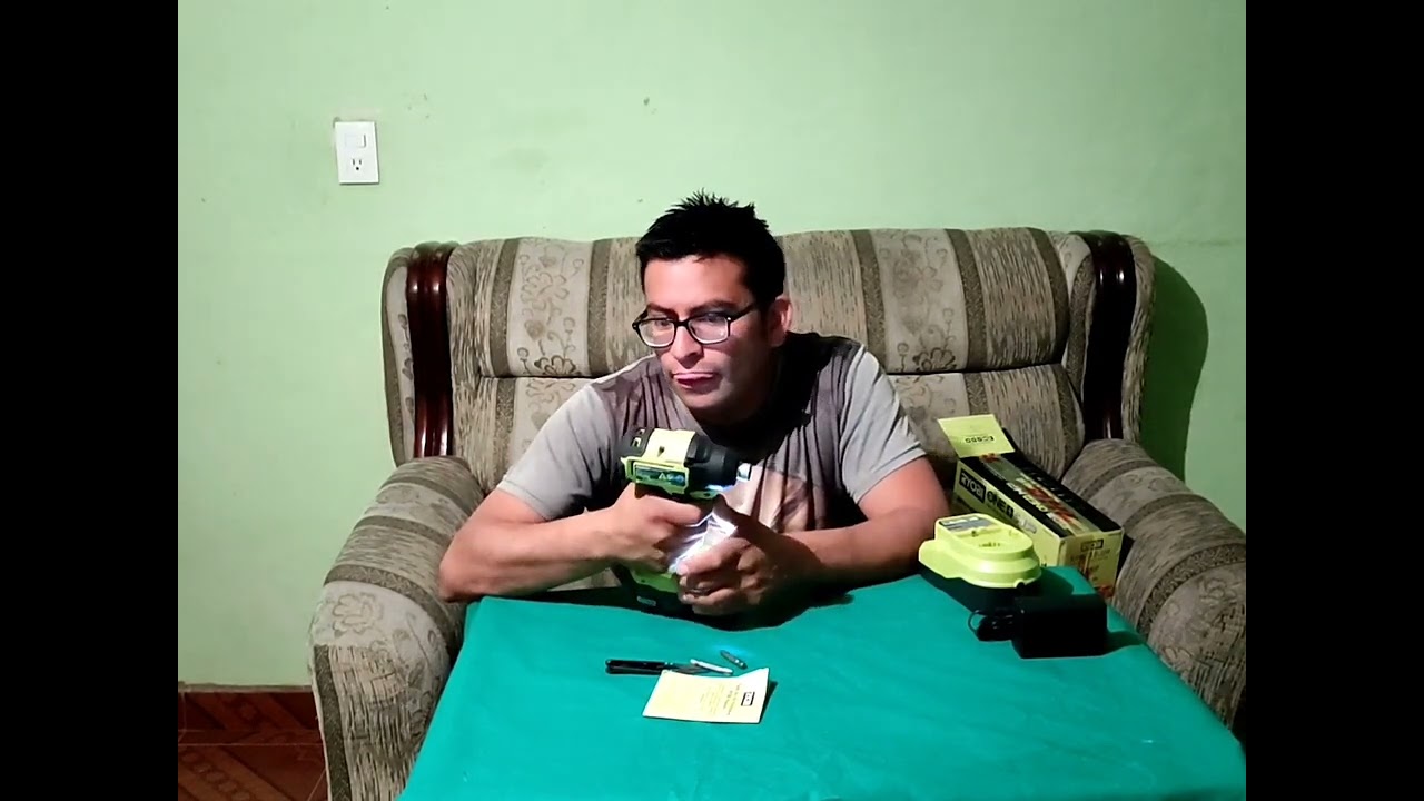 unboxing destornillador de impacto ryobi PSBID91KMX