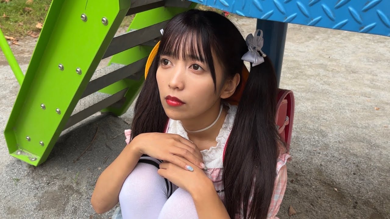 国民的美少女アイドル小学生の妹が家出しました