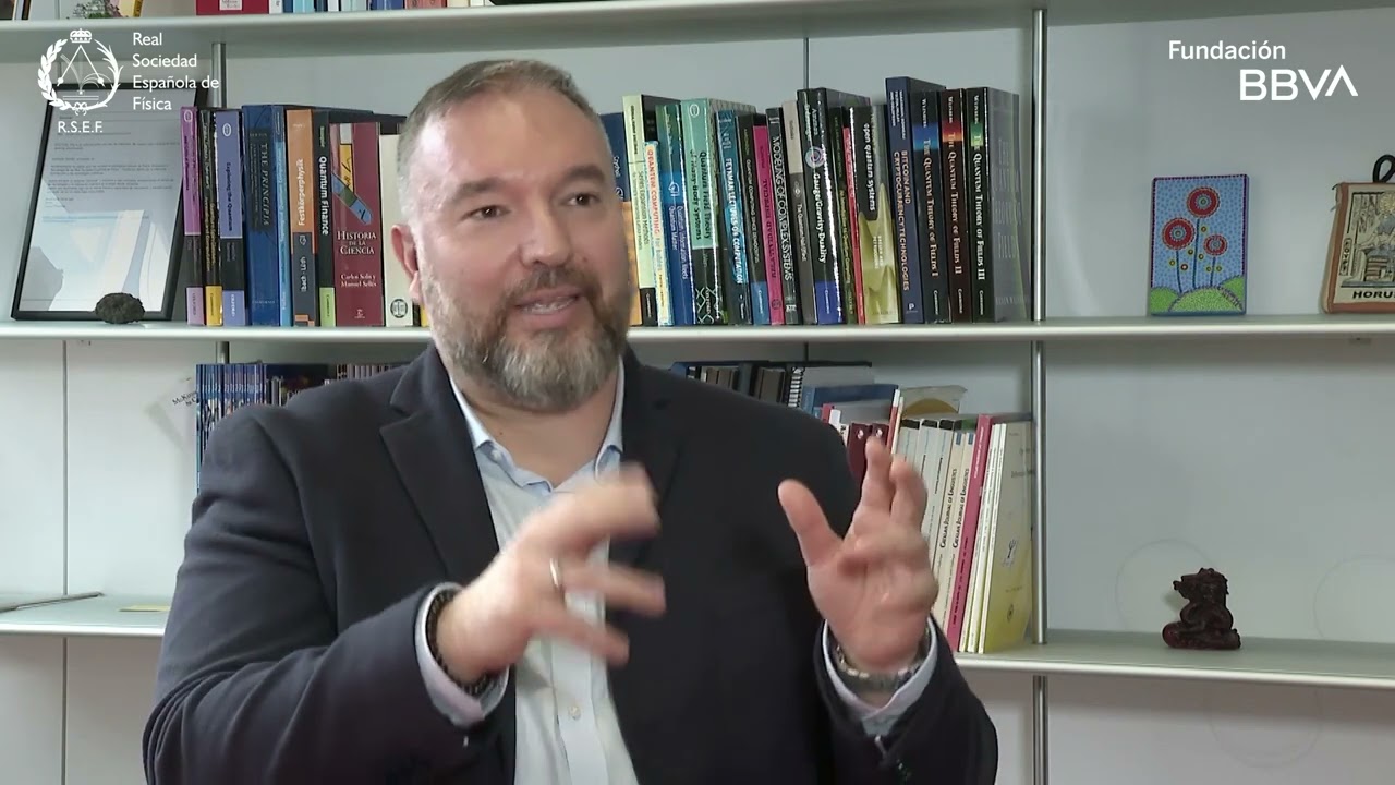 Entrevista con Román Orús Lacort, Premio Real Sociedad Española de Física-Fundación BBVA 2024