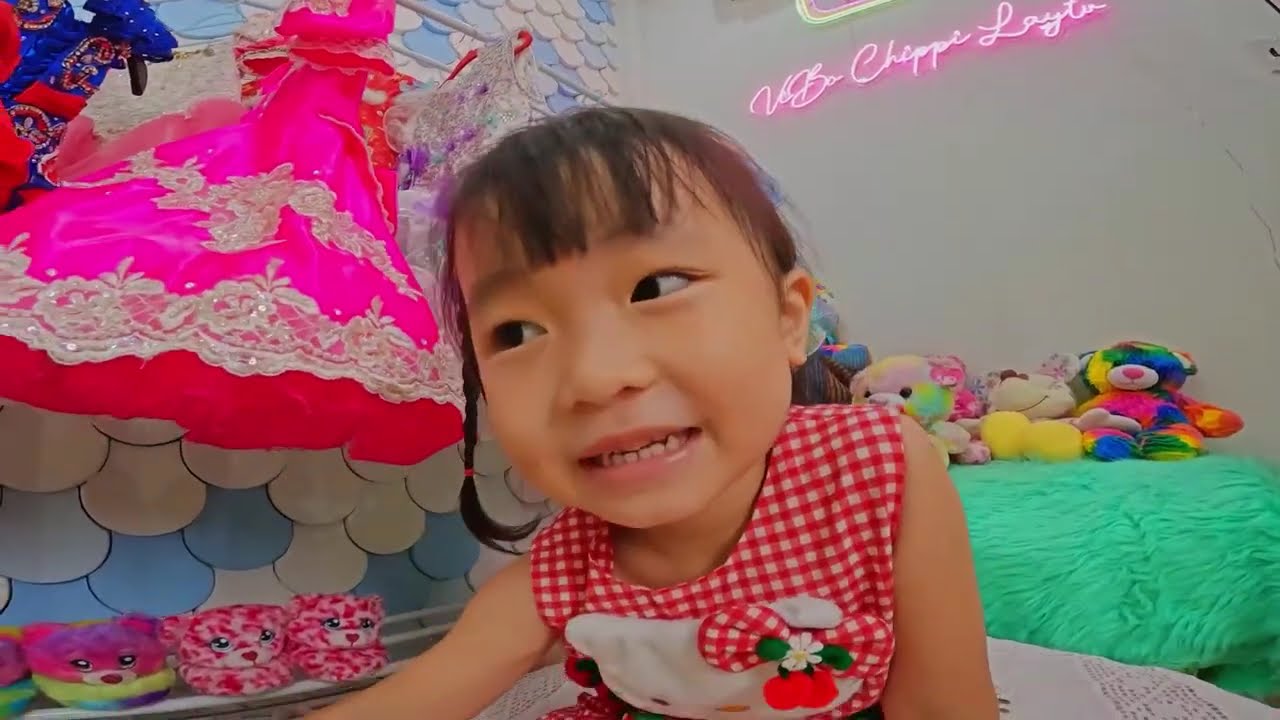 Chippy- lần đầu review nhà mình -Bé Chippy Siêu Quậy Cùng Ba | vibo và con gái CHIPPY | ,CP