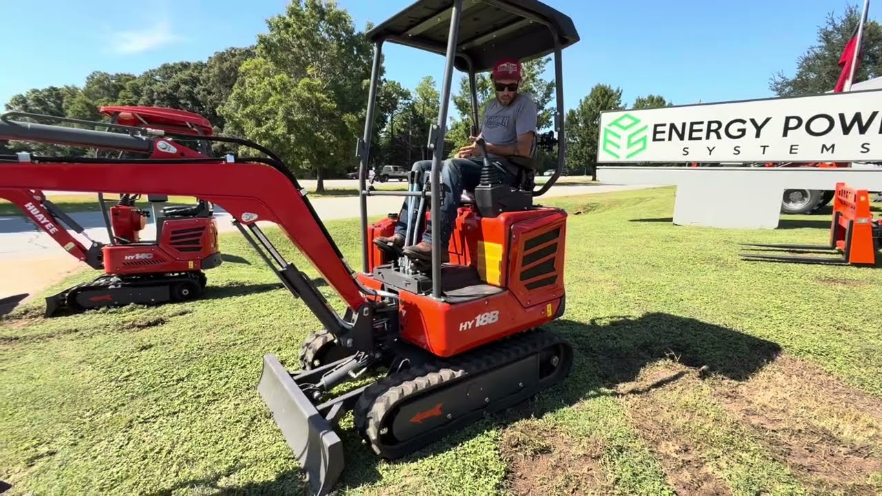 Chinese Mini Excavator: Huayee HY18B with Kubota Diesel and Wider Tracks!