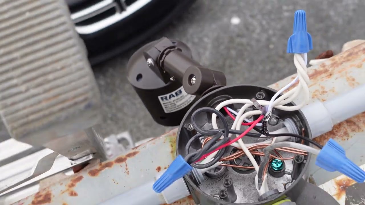 How To Replace A Motion Sensor For Outdoor Lights