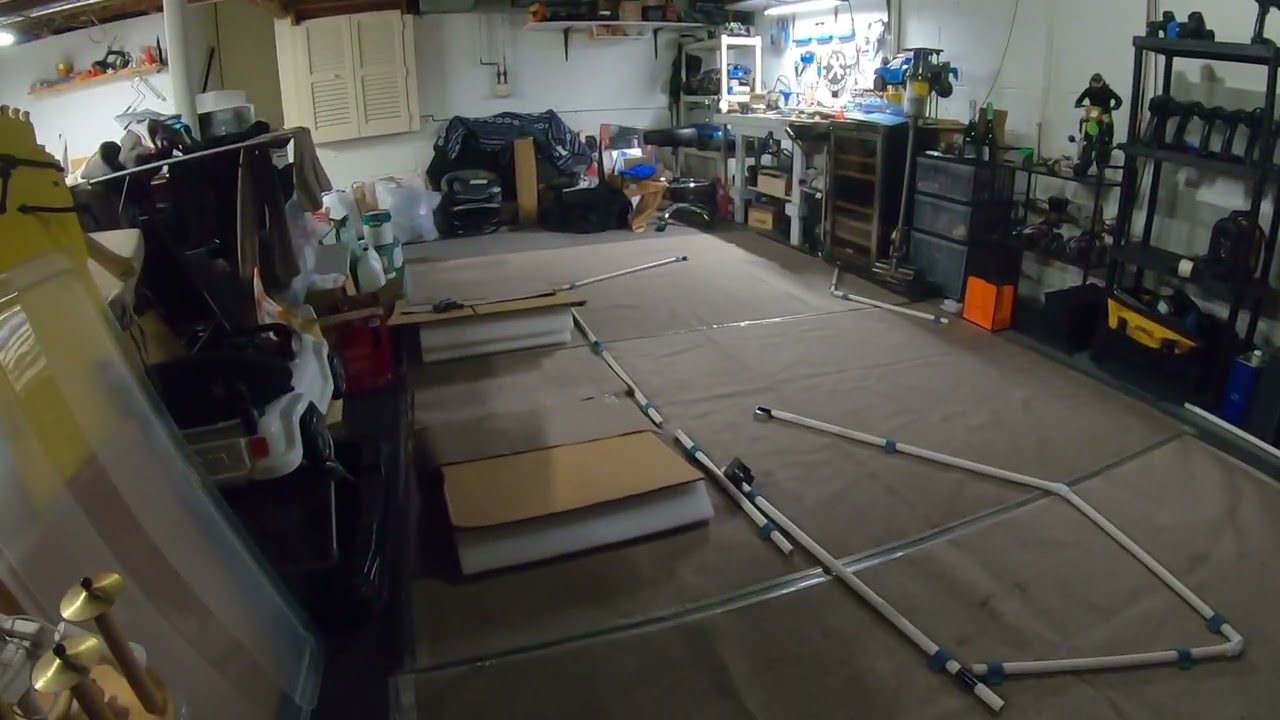 Losi Micro-B - Quick laps on mini basement track