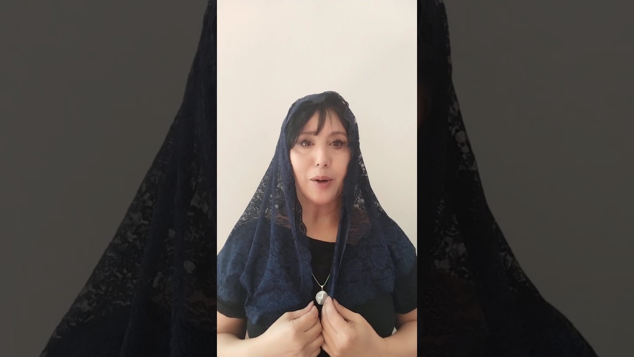 How and why I wear a veil during Mass.