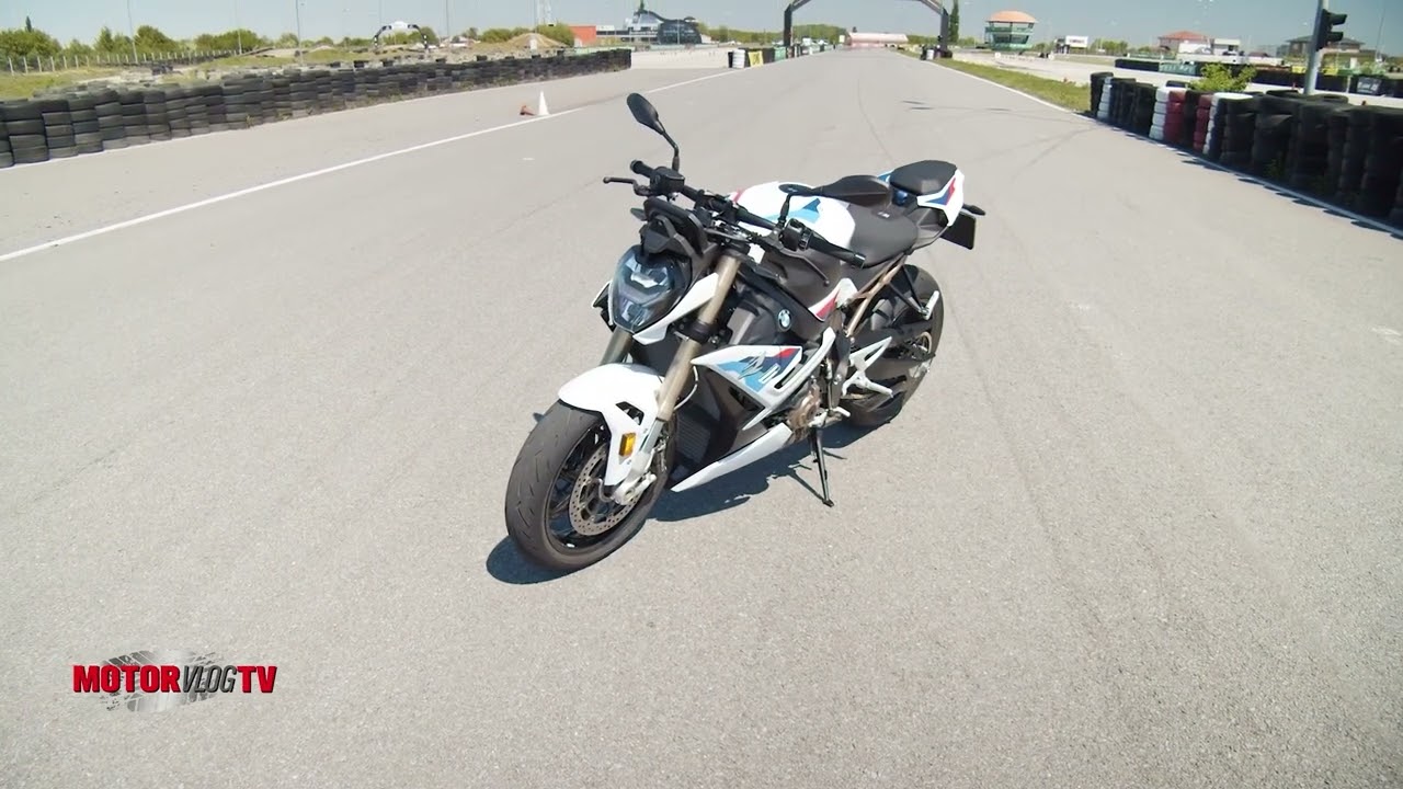 Test Ride BMW S 1000 R