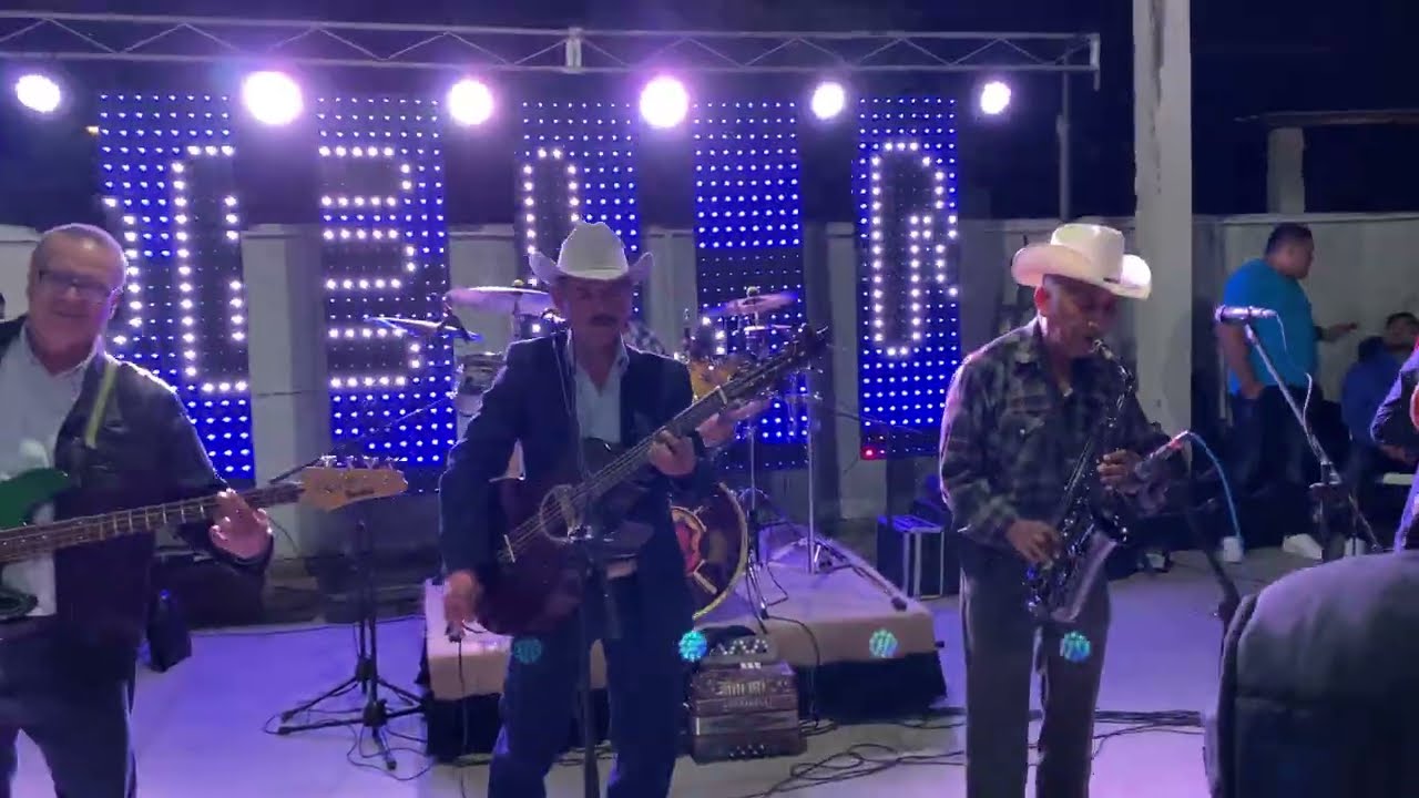 Mambo Politécnico - Los Internacionales Pikaros del Norte En Vivo