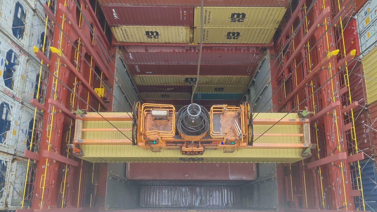 Operador de Gruas Portico, Panamá Ports Co. en Colón