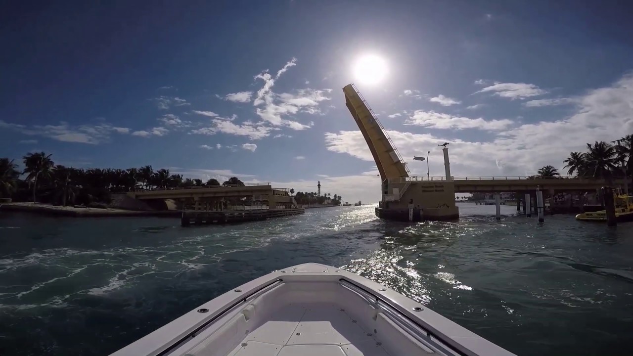 Everglades 355 CC SEA TRIAL - Chris Frambes 772.528.0840