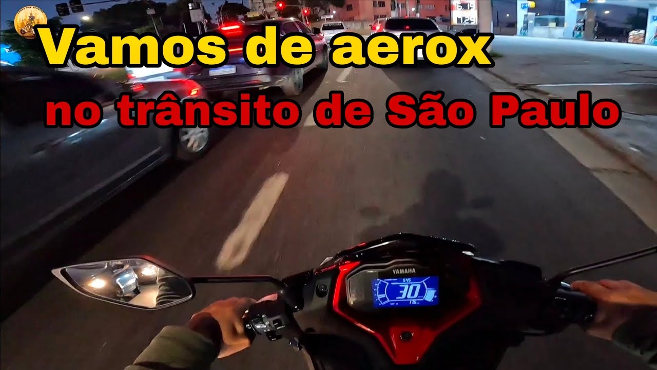 Aerox 2026  no trânsito de São Paulo 