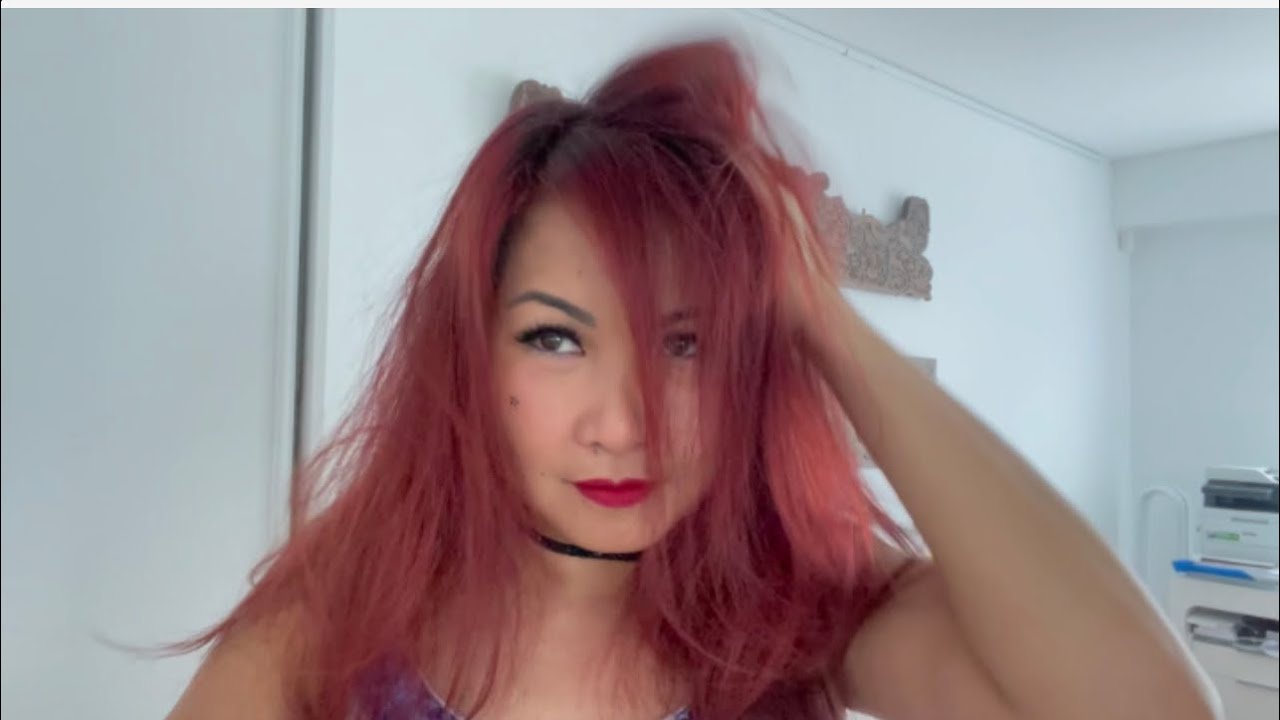 ASMR Scratching and Tapping on my head🙍🏽‍♀️