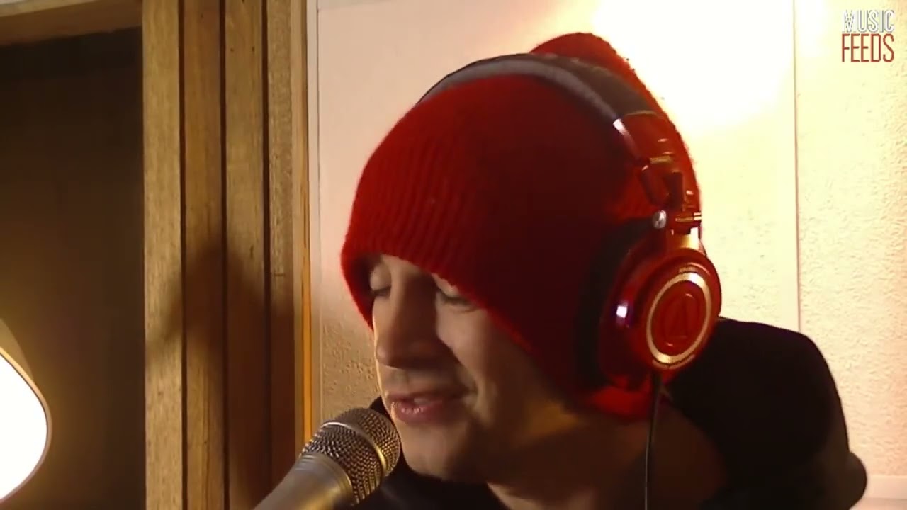 twenty one pilots - car radio live at music feeds studio