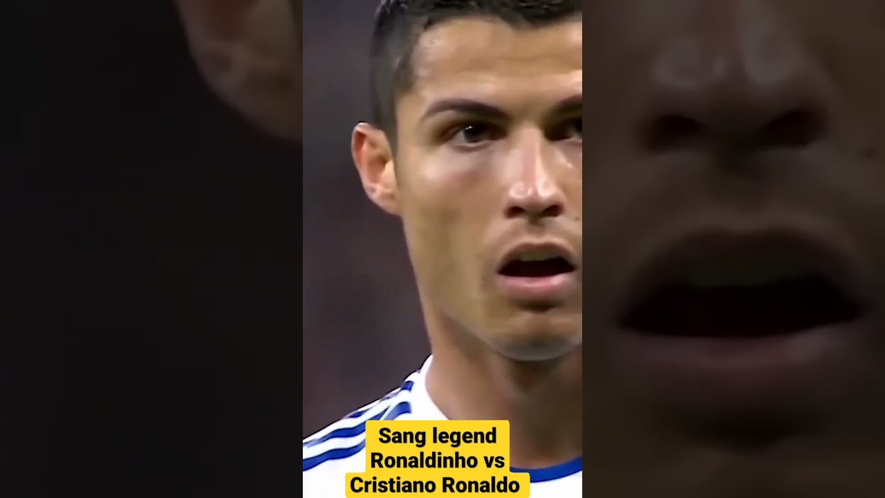 #sanglegend Ronaldinho vs Cristiano Ronaldo
