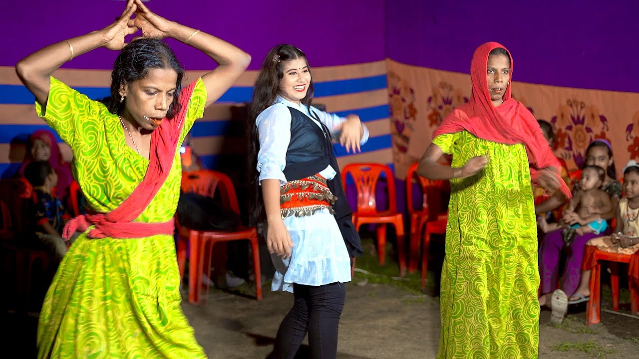 গ্রামের মহিলাদের উরাধুরা নাচ | Bangla New Wedding Dance Performance 2024 | আমি দেখতে লালে লাল