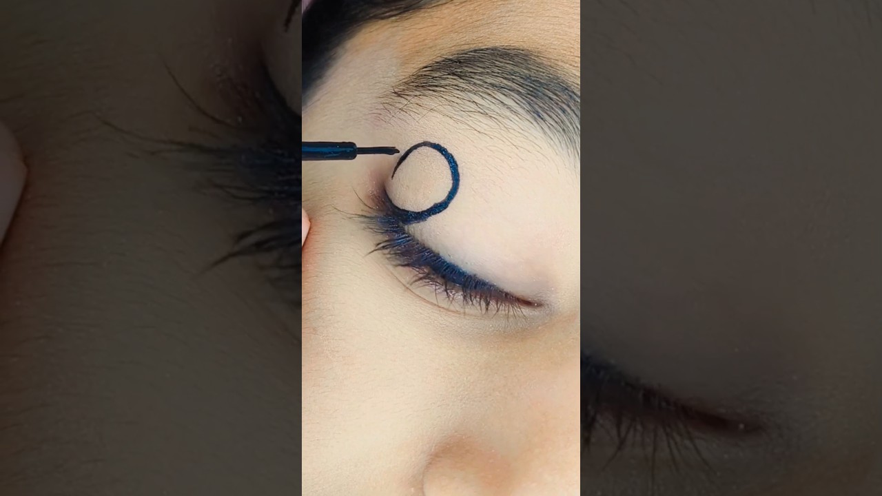 creative eyeliner look at home 😻🏡 #shorts #eyeliner