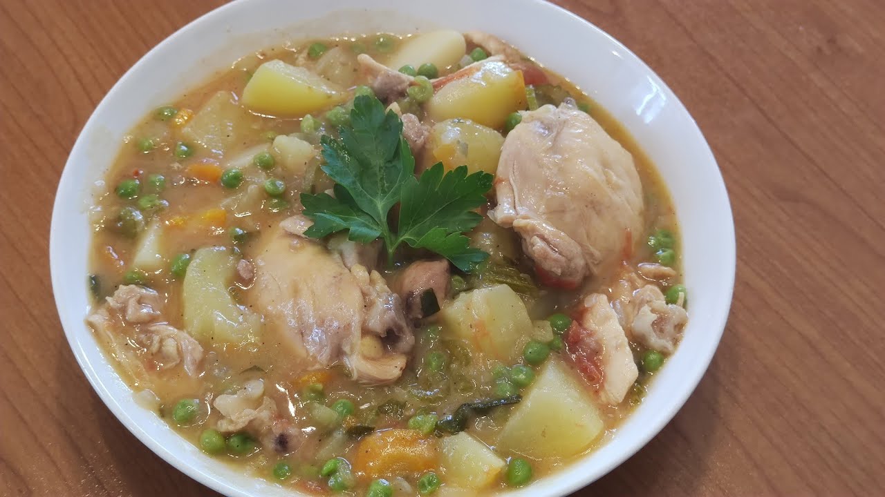 Spezzatino di Pollo con Patate e Piselli | Secondo Piatto Economico e Delizioso
