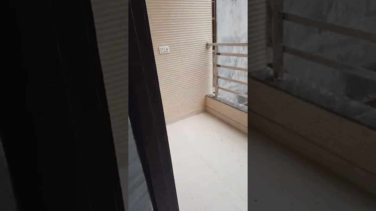 For Sale MIG Flat , In Shalimar Garden , contact me , 9990312489