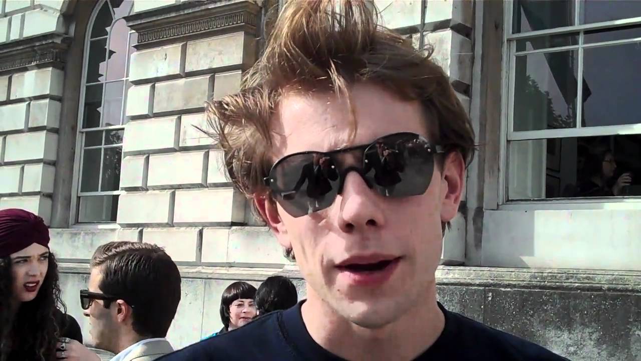 Grazia Daily interviews JW Anderson at his S/S '11 show!| Grazia UK